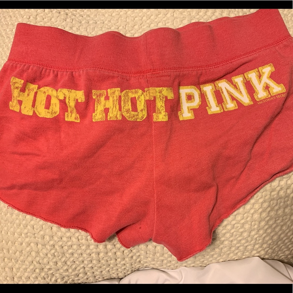 PINK / Victoria Secret booty / sleep shorts